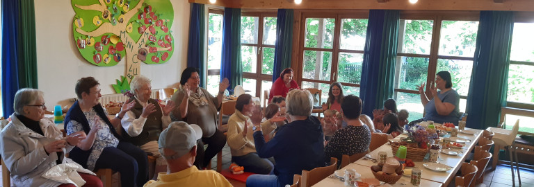 Senioren zu Gast beim Mini-Club